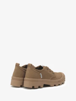 La chaussure polyvalente en coton recyclé, en version basse - Marron