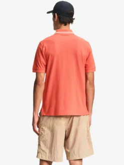 Polo Dry Fast™ à col rabattu avec logo sur la poitrine - Rouge