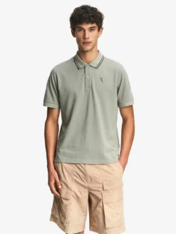 Polo Dry Fast™ à col rabattu avec logo sur la poitrine - Kaki