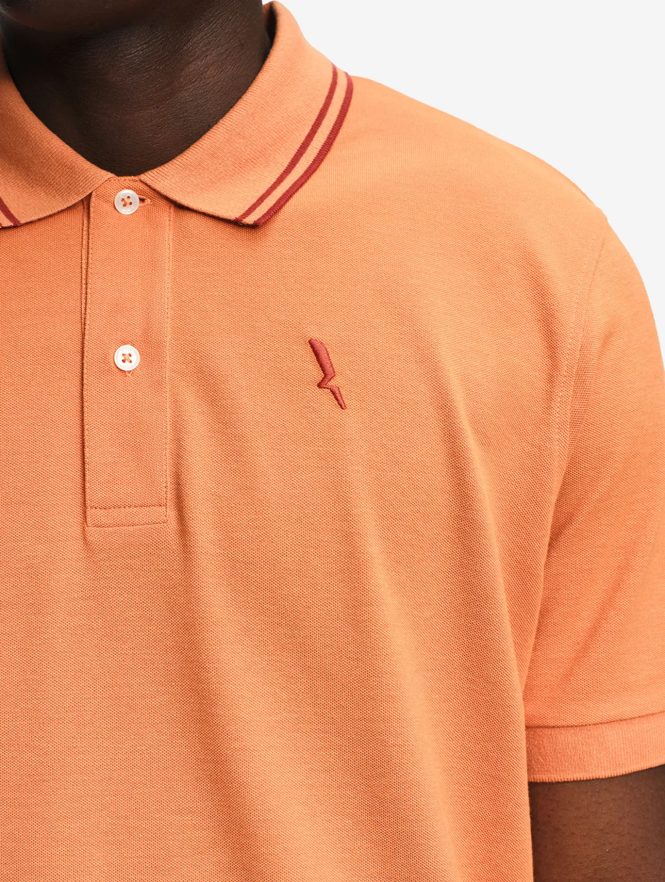 Polo Dry Fast™ à col rabattu avec logo sur la poitrine - Orange