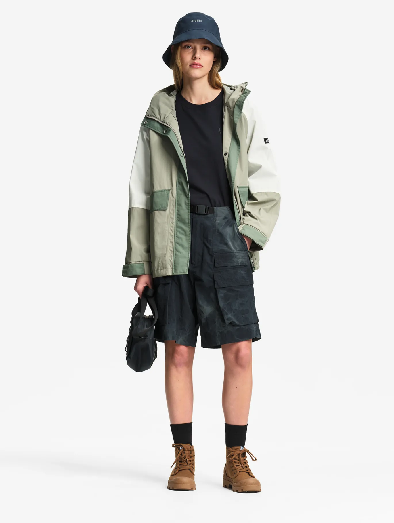 Veste courte et évasée avec capuche amovible MTD™ - Multicolore