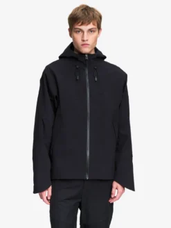 Veste technique à capuche Aigle Experience by Études - Noir